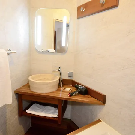 Confort 13 (adults Only) Hotel Paryż