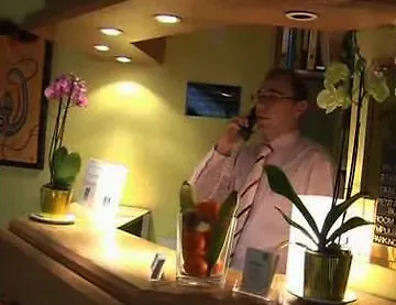 Confort 13 Hotel Parijs